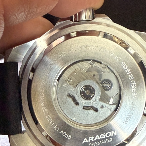 Aragon Divemaster Watch with Black and Green Dial Japanese NH35A Automatic - Picture 9 of 13